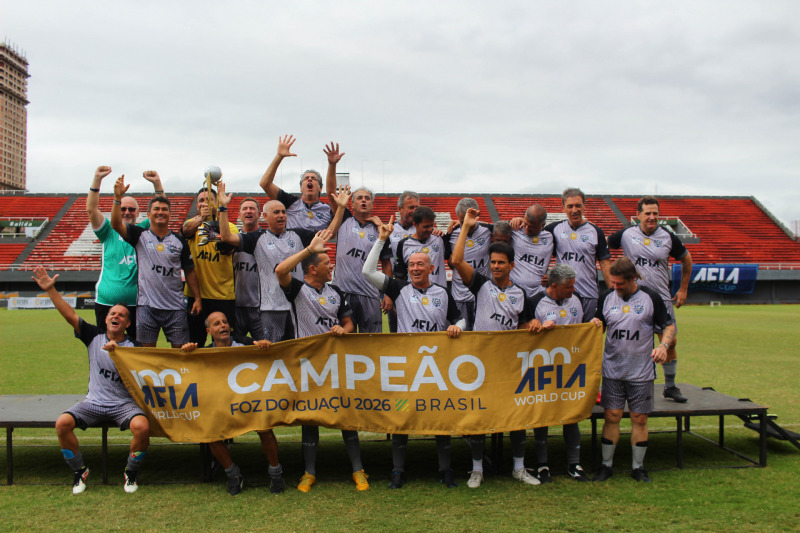 Braunaço conquista o tricampeonato AFIA na categoria Platinum (55+)